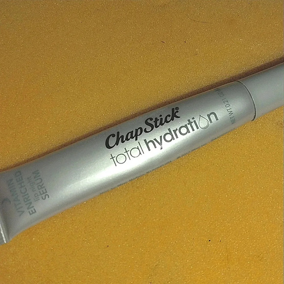 Chapstick Total Hydration Night Serum - Picture 1 of 3